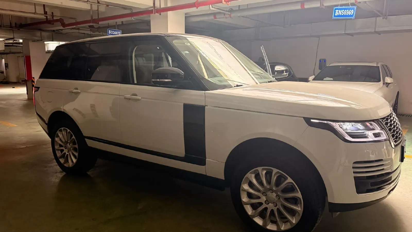 2020 Land Rover Range Rover 3.0T 360HP L6 8AT,autocango,china used car exporter,china ev exporter,chinese used car exporter,chinese used ev exporter