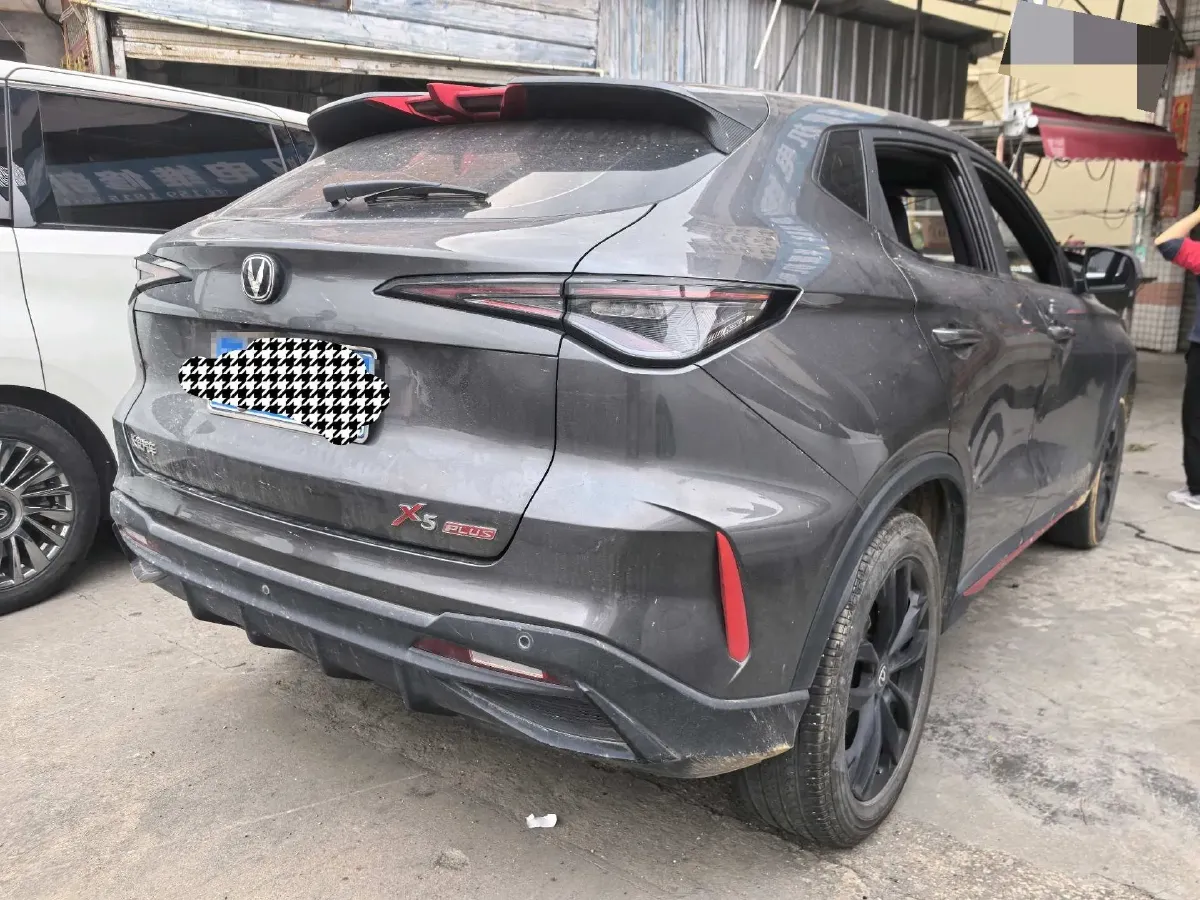 2024 ChangAn X5 PLUS 1.5T 188HP L4 7DCT,autocango,china used car exporter,china ev exporter,chinese used car exporter,chinese used ev exporter