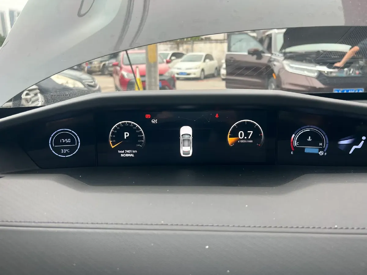 2024 ChangAn UNI-V 1.5T 188HP L4 7DCT,autocango,china used car exporter,china ev exporter,chinese used car exporter,chinese used ev exporter