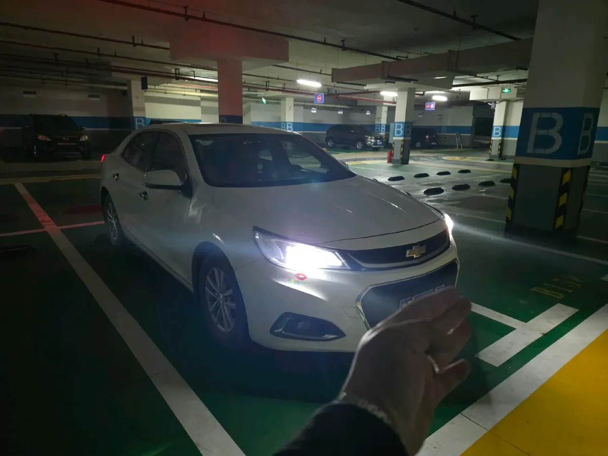 2018 Chevrolet Malibu 1.5T 170HP L4 6AT,autocango,china used car exporter,china ev exporter,chinese used car exporter,chinese used ev exporter