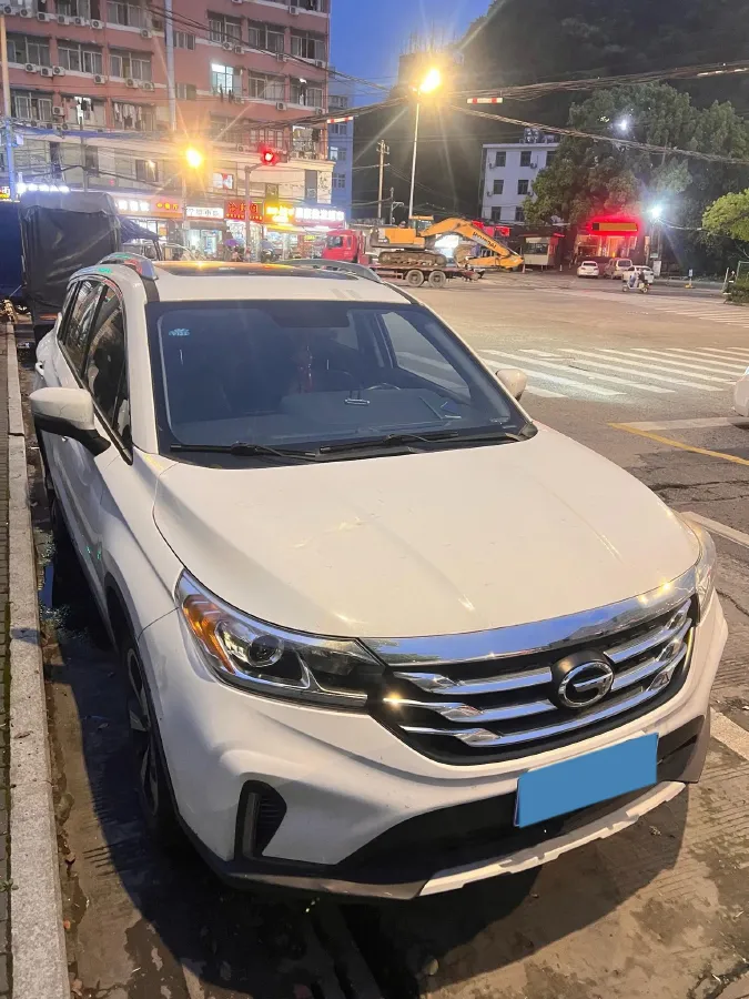 2020 GAC Trumpchi GS4 1.5T 169HP L4 6MT,autocango,china used car exporter,china ev exporter,chinese used car exporter,chinese used ev exporter