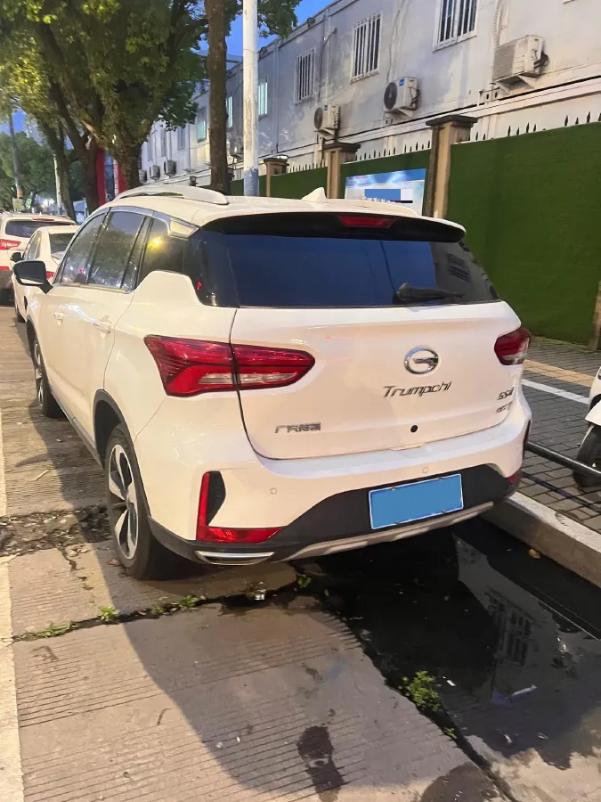 2020 GAC Trumpchi GS4 1.5T 169HP L4 6MT,autocango,china used car exporter,china ev exporter,chinese used car exporter,chinese used ev exporter