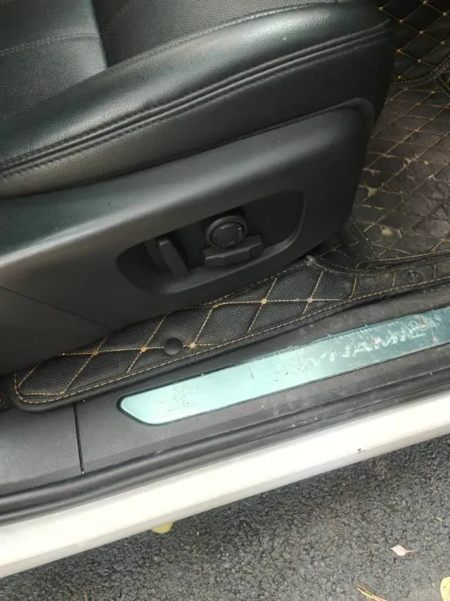 2020 Land Rover Range Rover Evoque 2.0T 249HP L4 9AT,autocango,china used car exporter,china ev exporter,chinese used car exporter,chinese used ev exporter