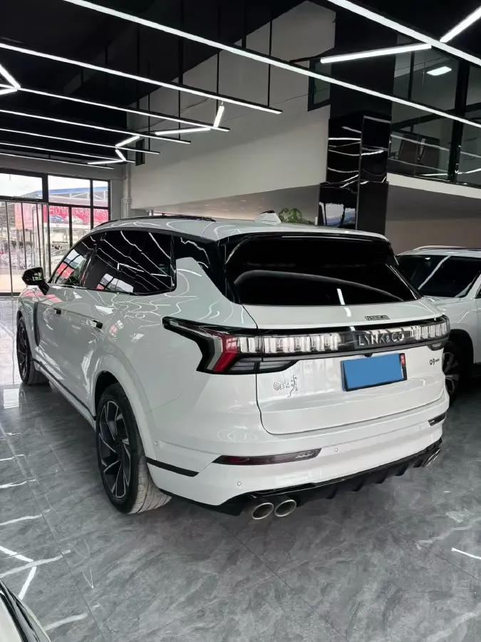 2021 Buick GL8 2.0T 237HP L4 9AT,autocango,china used car exporter,china ev exporter,chinese used car exporter,chinese used ev exporter