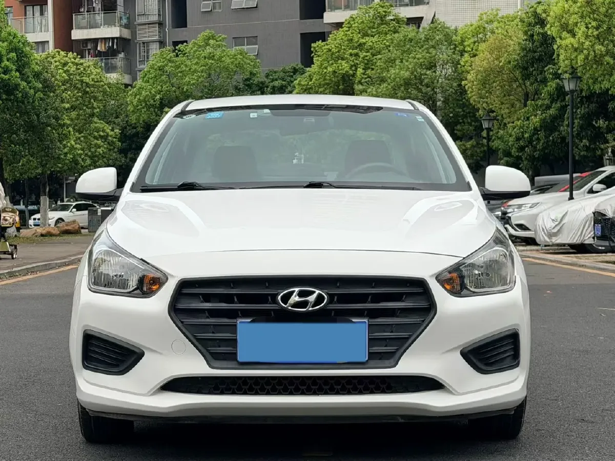 2017 Hyundai Reina 1.4L 95HP L4 5MT,autocango,china used car exporter,china ev exporter,chinese used car exporter,chinese used ev exporter