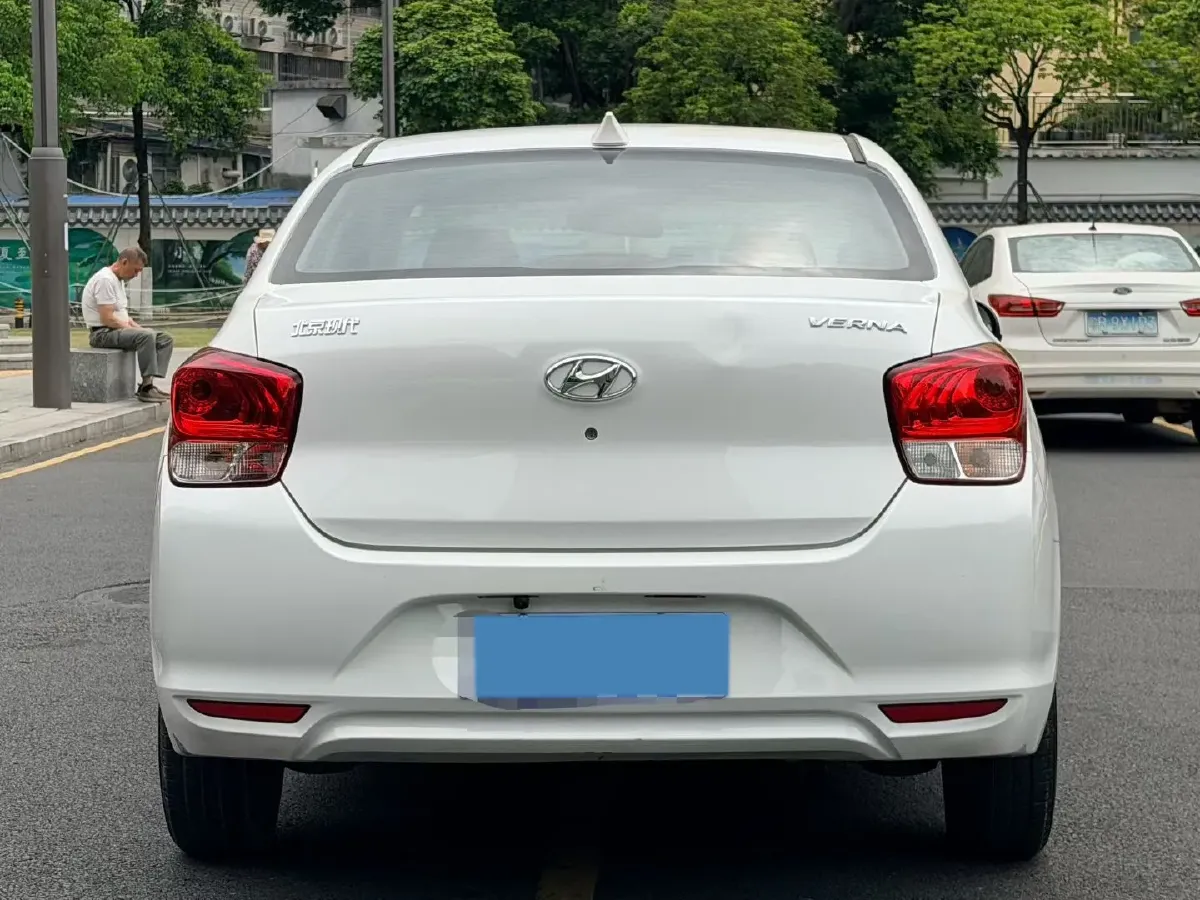 2017 Hyundai Reina 1.4L 95HP L4 5MT,autocango,china used car exporter,china ev exporter,chinese used car exporter,chinese used ev exporter
