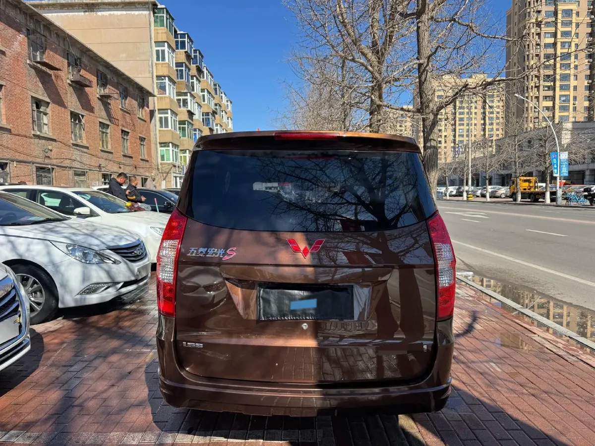 2018 WuLing HongGuang 1.5L 105HP L4 5MT,autocango,china used car exporter,china ev exporter,chinese used car exporter,chinese used ev exporter