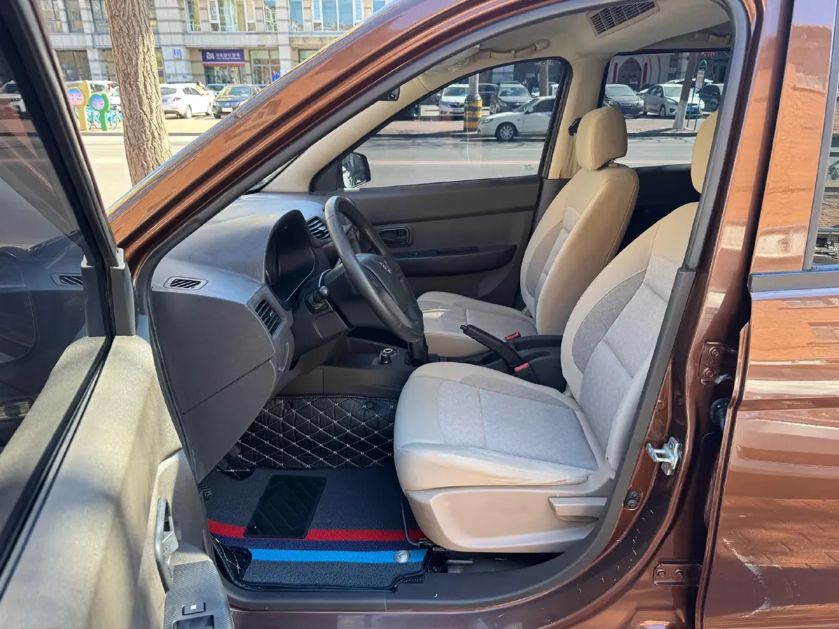 2018 WuLing HongGuang 1.5L 105HP L4 5MT,autocango,china used car exporter,china ev exporter,chinese used car exporter,chinese used ev exporter