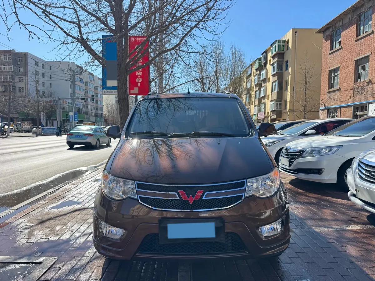 2018 WuLing HongGuang 1.5L 105HP L4 5MT,autocango,china used car exporter,china ev exporter,chinese used car exporter,chinese used ev exporter