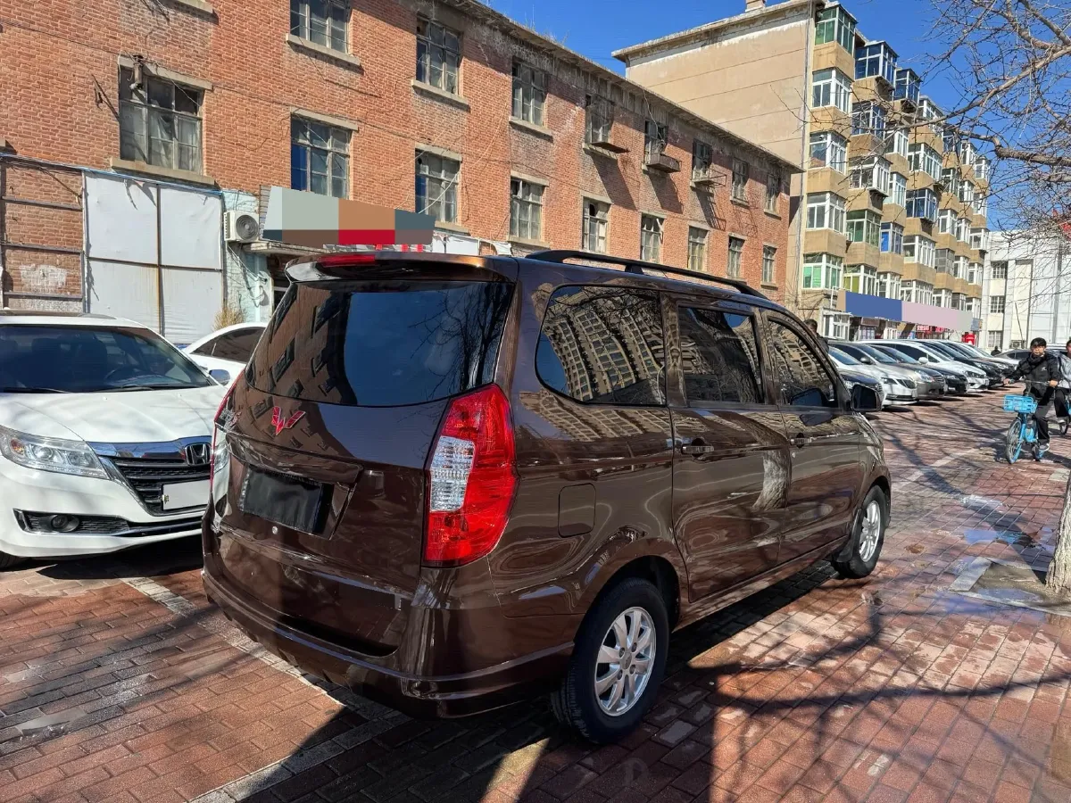 2018 WuLing HongGuang 1.5L 105HP L4 5MT,autocango,china used car exporter,china ev exporter,chinese used car exporter,chinese used ev exporter