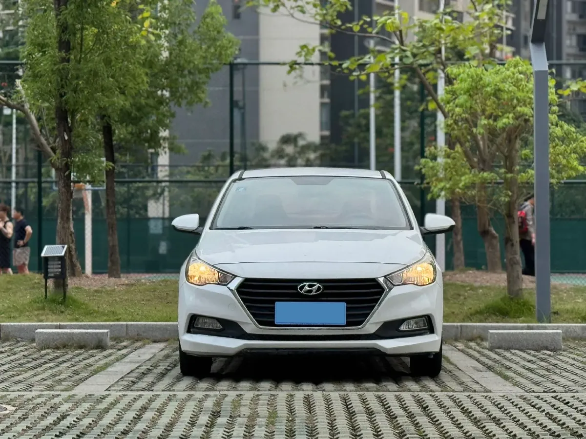 2016 Hyundai Verna 1.4L 100HP L4 6AT,autocango,china used car exporter,china ev exporter,chinese used car exporter,chinese used ev exporter