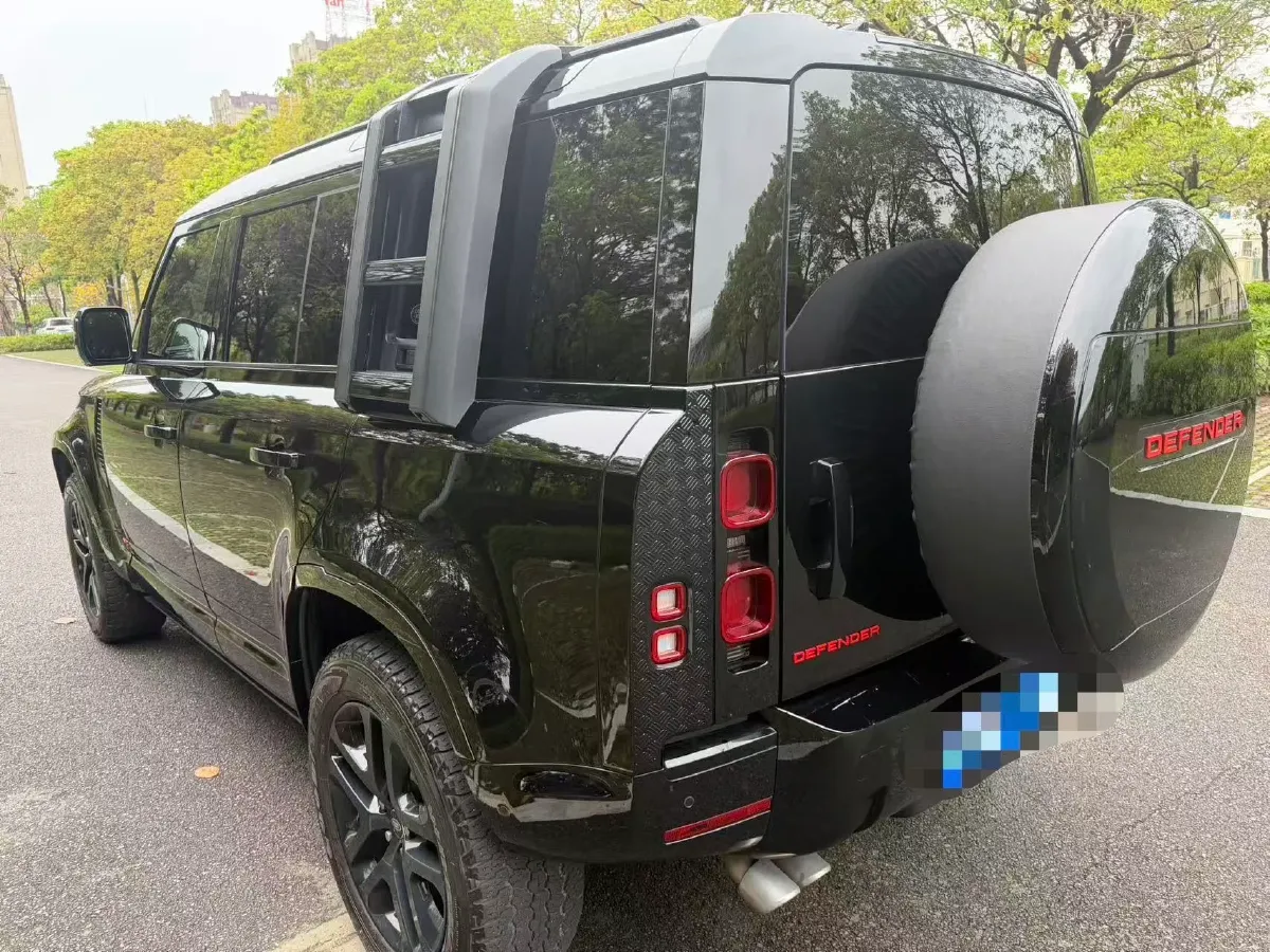 2023 Land Rover Defender 3.0T 400HP L6 8AT,autocango,china used car exporter,china ev exporter,chinese used car exporter,chinese used ev exporter