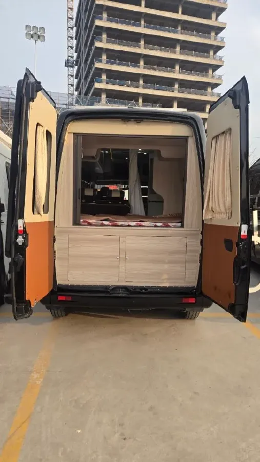 2019 MAXUS XinTu V80 2.5T 136HP L4 6MT,autocango,china used car exporter,china ev exporter,chinese used car exporter,chinese used ev exporter