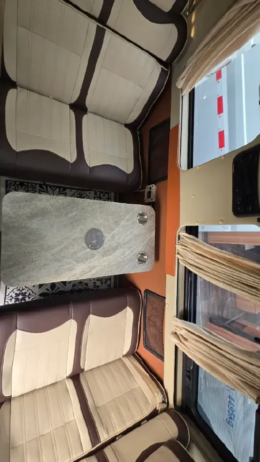 2019 MAXUS XinTu V80 2.5T 136HP L4 6MT,autocango,china used car exporter,china ev exporter,chinese used car exporter,chinese used ev exporter