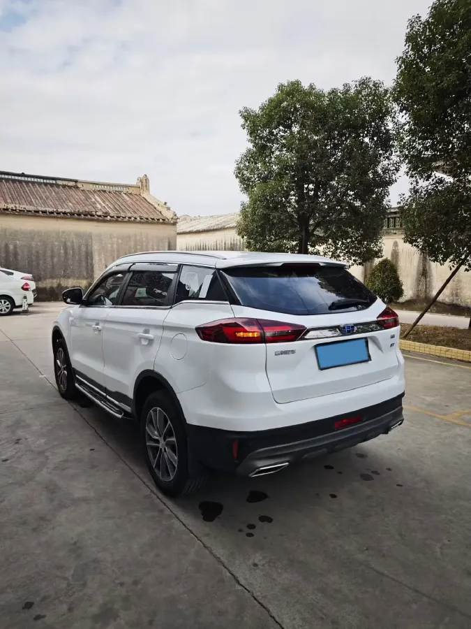 2020 Roewe i6 1.5T 169HP L4 7DCT,autocango,china used car exporter,china ev exporter,chinese used car exporter,chinese used ev exporter