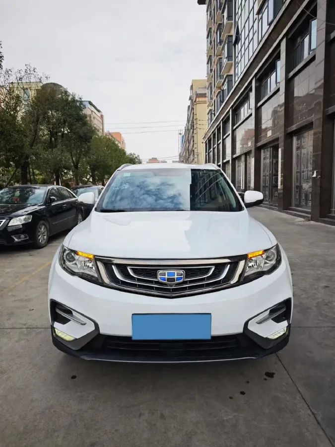 2020 Roewe i6 1.5T 169HP L4 7DCT,autocango,china used car exporter,china ev exporter,chinese used car exporter,chinese used ev exporter