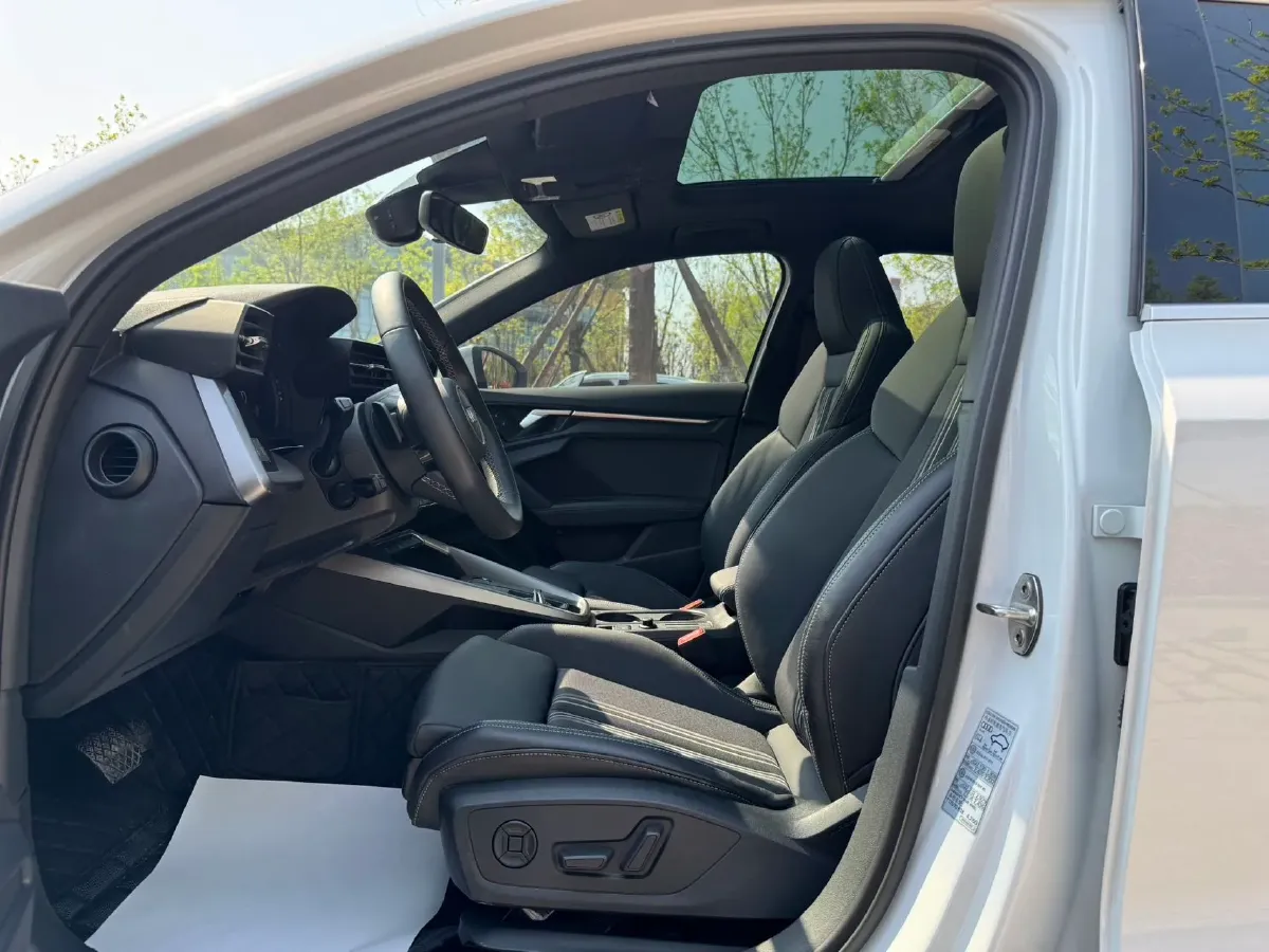 2023 Audi A3 1.4T 150HP L4 7DCT,autocango,china used car exporter,china ev exporter,chinese used car exporter,chinese used ev exporter