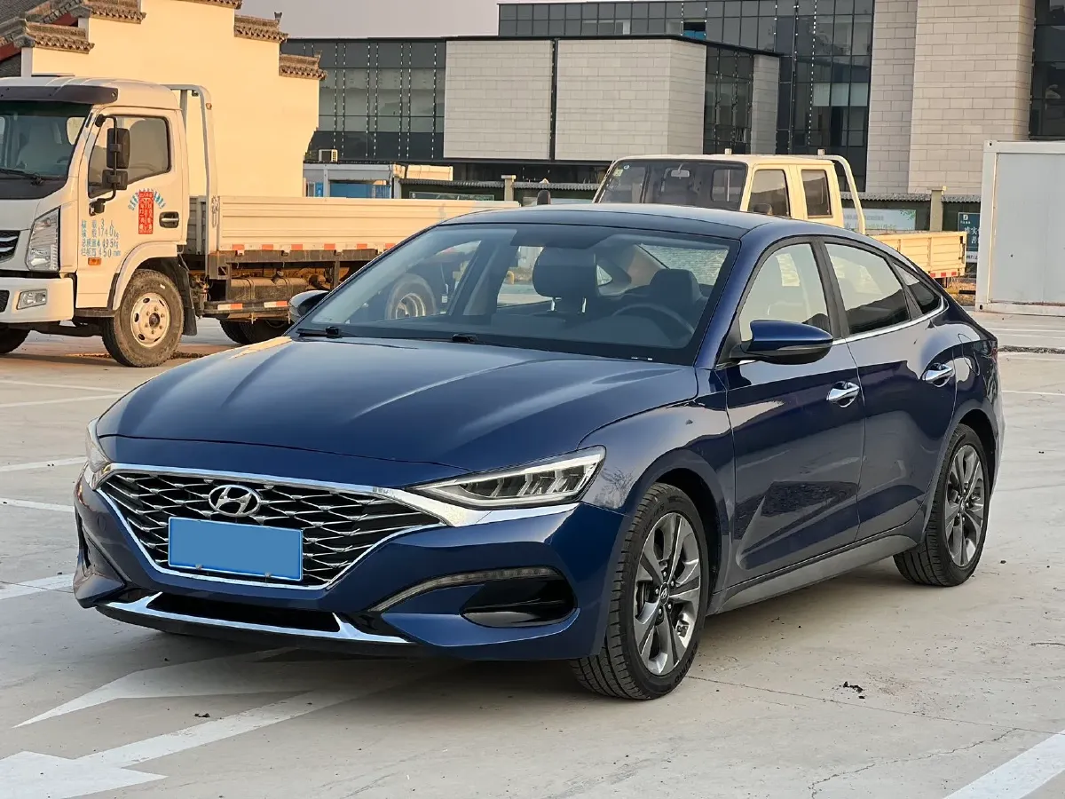 2019 Hyundai La Festa 1.6T 204HP L4 7DCT,autocango,china used car exporter,china ev exporter,chinese used car exporter,chinese used ev exporter