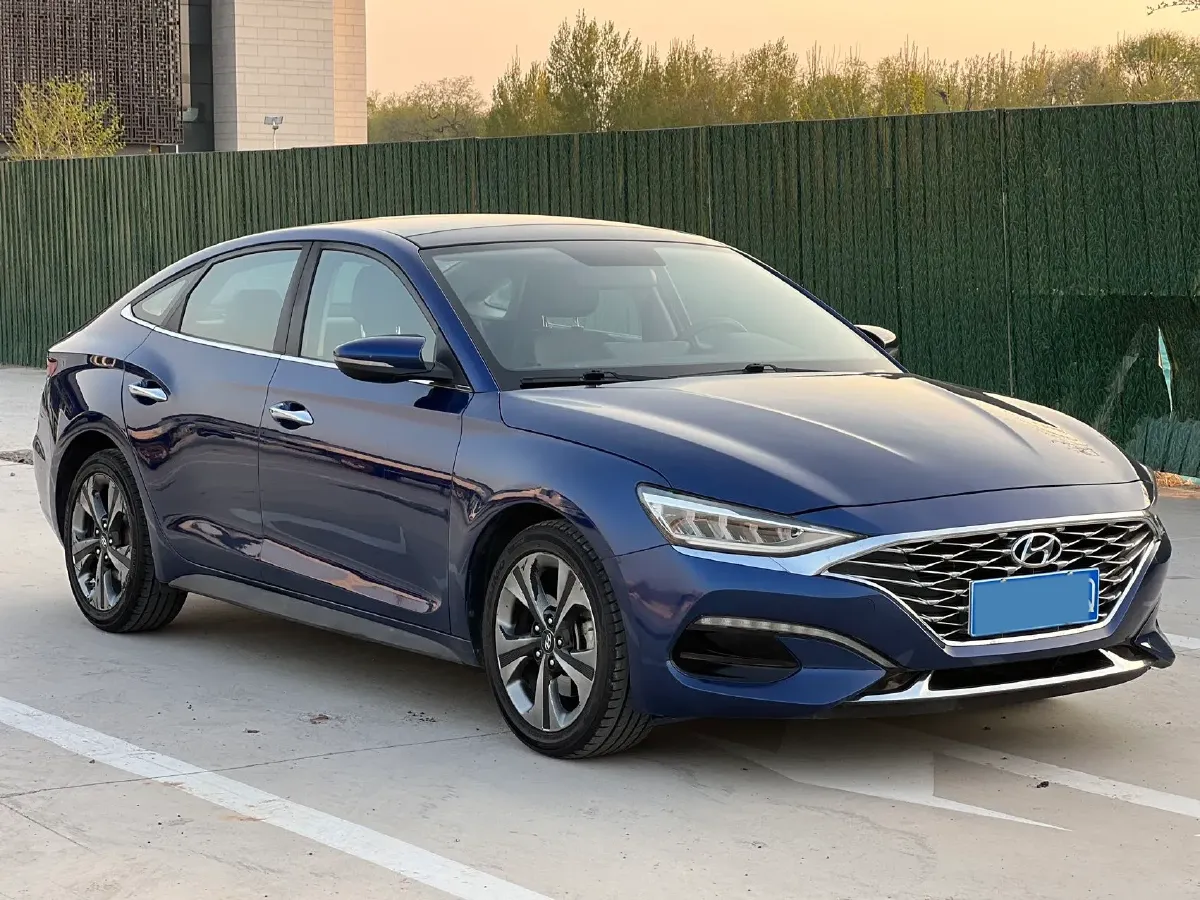 2019 Hyundai La Festa 1.6T 204HP L4 7DCT,autocango,china used car exporter,china ev exporter,chinese used car exporter,chinese used ev exporter