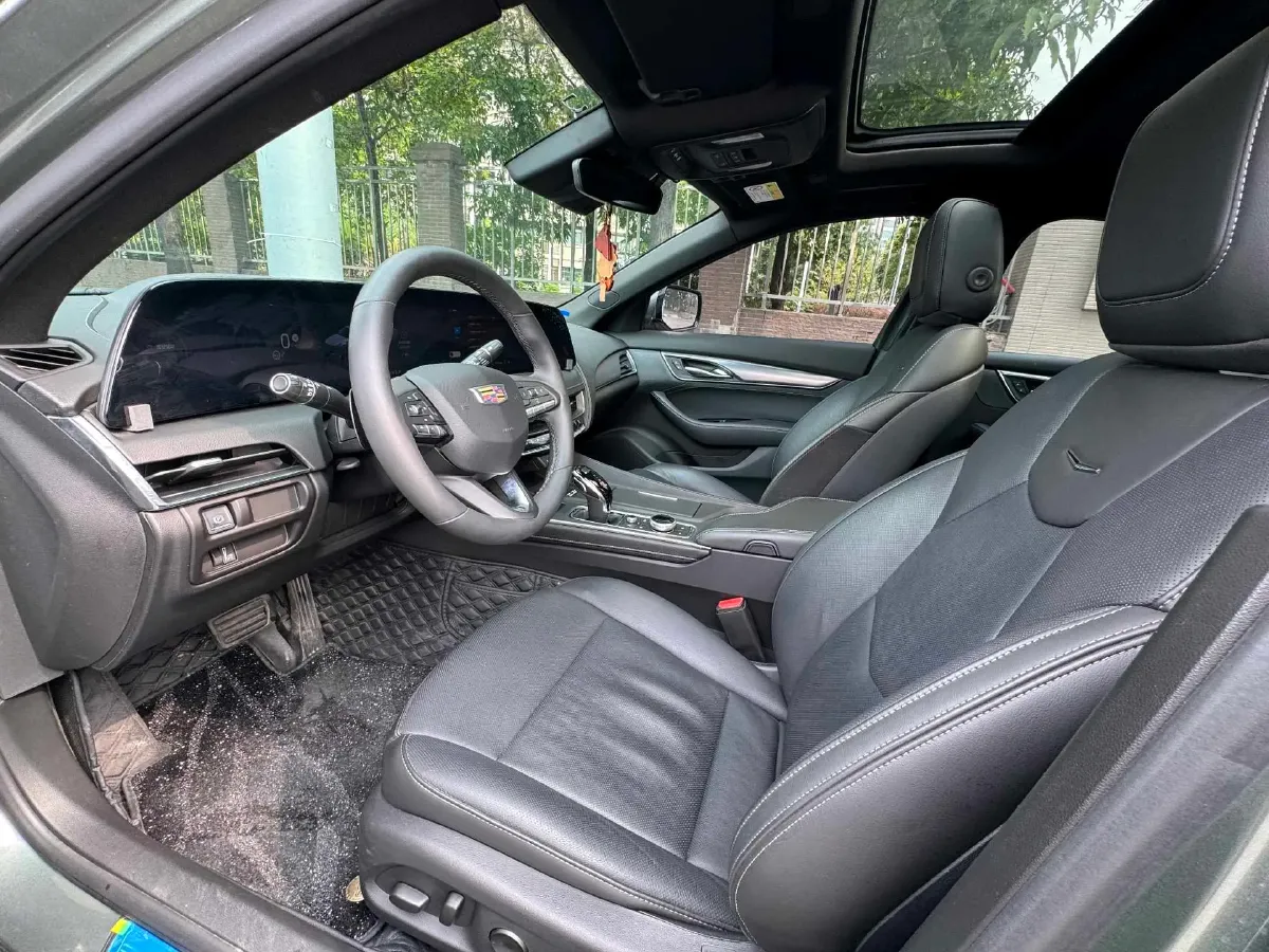 2024 Cadillac CT5 2.0T 237HP L4 10AT,autocango,china used car exporter,china ev exporter,chinese used car exporter,chinese used ev exporter