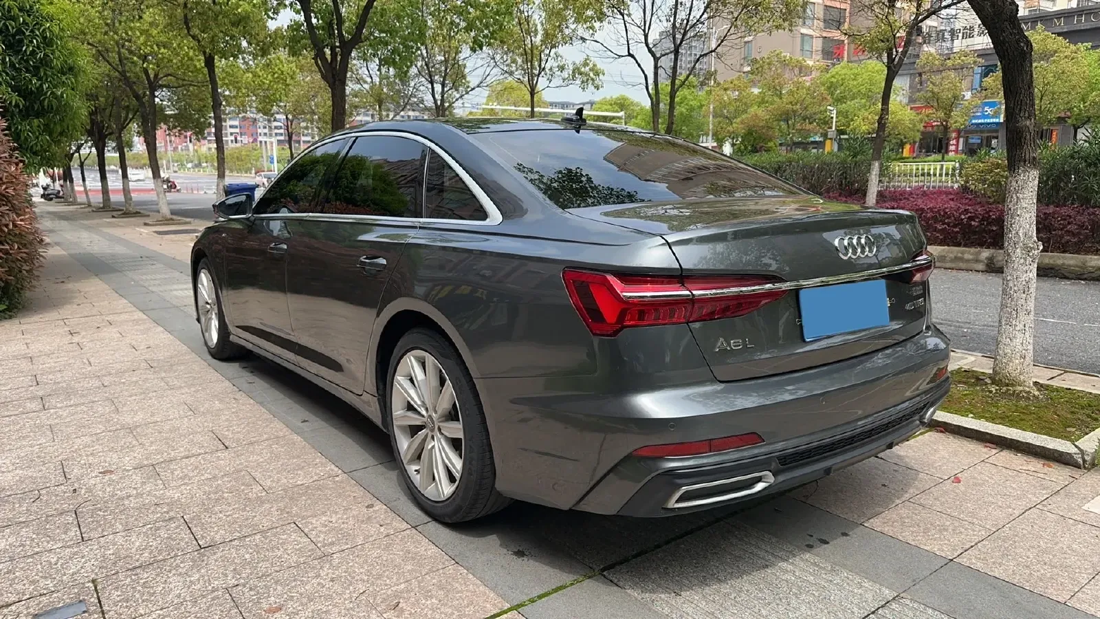 2021 Audi A6L 2.0T 224HP L4 7DCT,autocango,china used car exporter,china ev exporter,chinese used car exporter,chinese used ev exporter