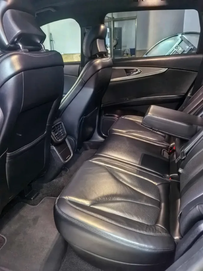 2019 Lincoln Nautilus 2.0T 224HP L4 8AT,autocango,china used car exporter,china ev exporter,chinese used car exporter,chinese used ev exporter