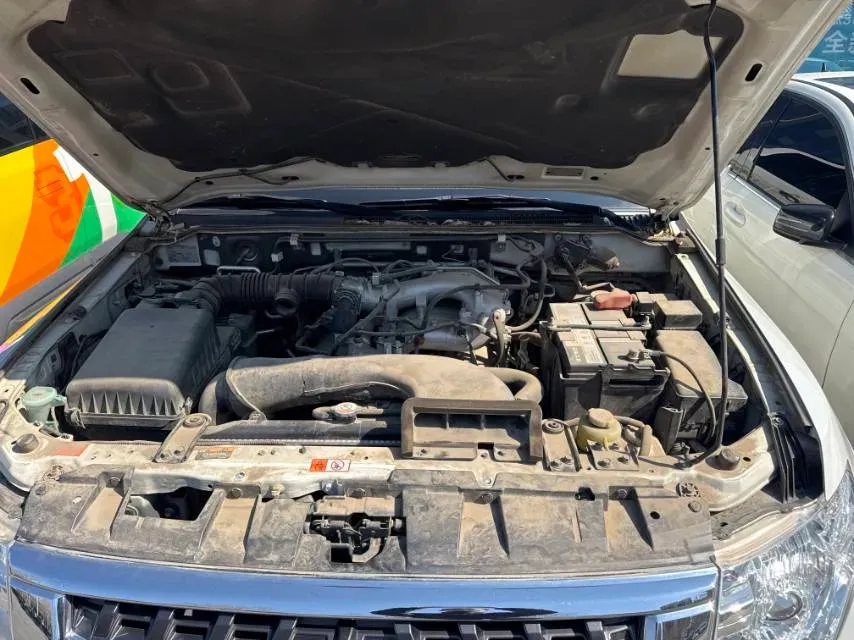 2020 Mitsubishi Pajero 3.0L 174HP V6 5AT,autocango,china used car exporter,china ev exporter,chinese used car exporter,chinese used ev exporter