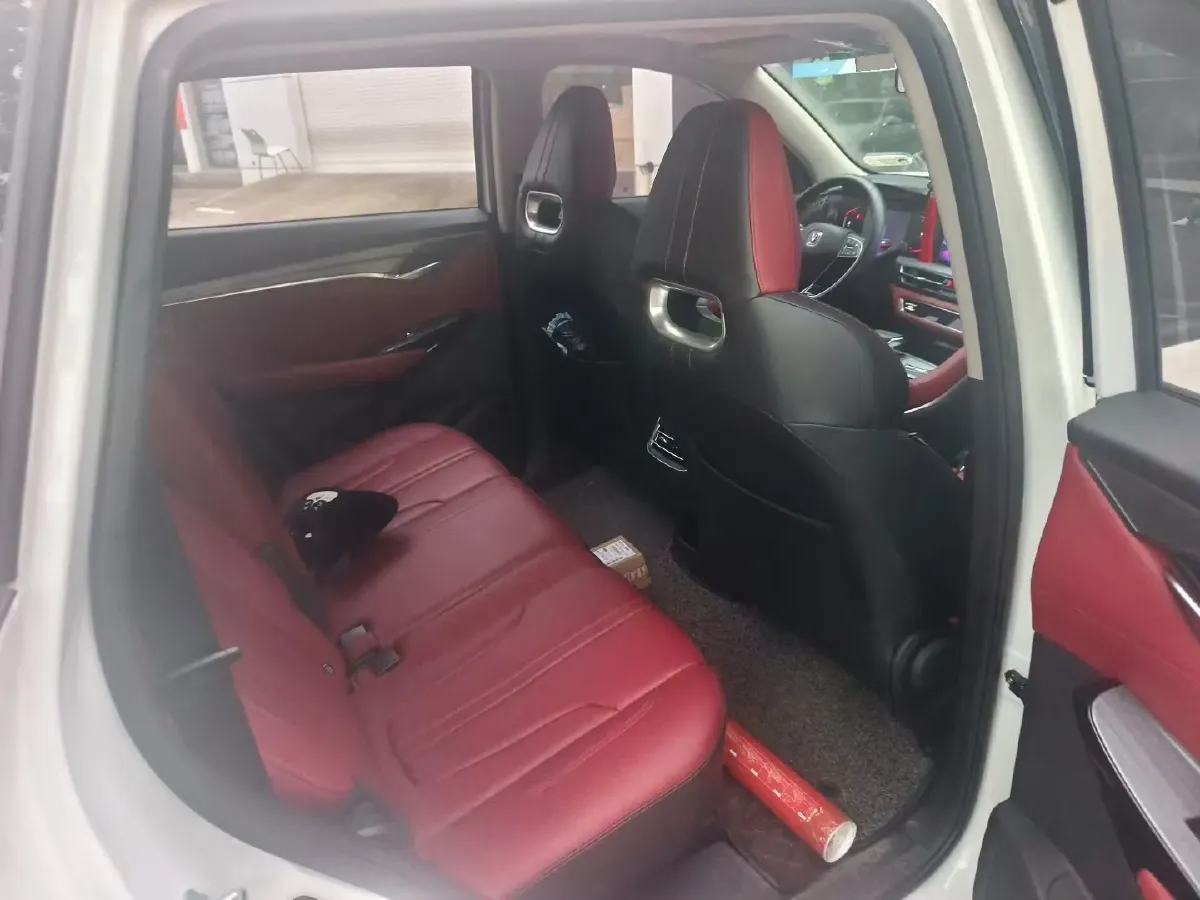 2022 ChangAn CS75 Plus 1.5T 178HP L4 6AT,autocango,china used car exporter,china ev exporter,chinese used car exporter,chinese used ev exporter