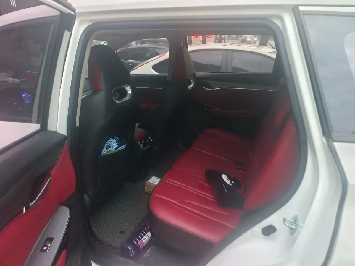 2022 ChangAn CS75 Plus 1.5T 178HP L4 6AT,autocango,china used car exporter,china ev exporter,chinese used car exporter,chinese used ev exporter