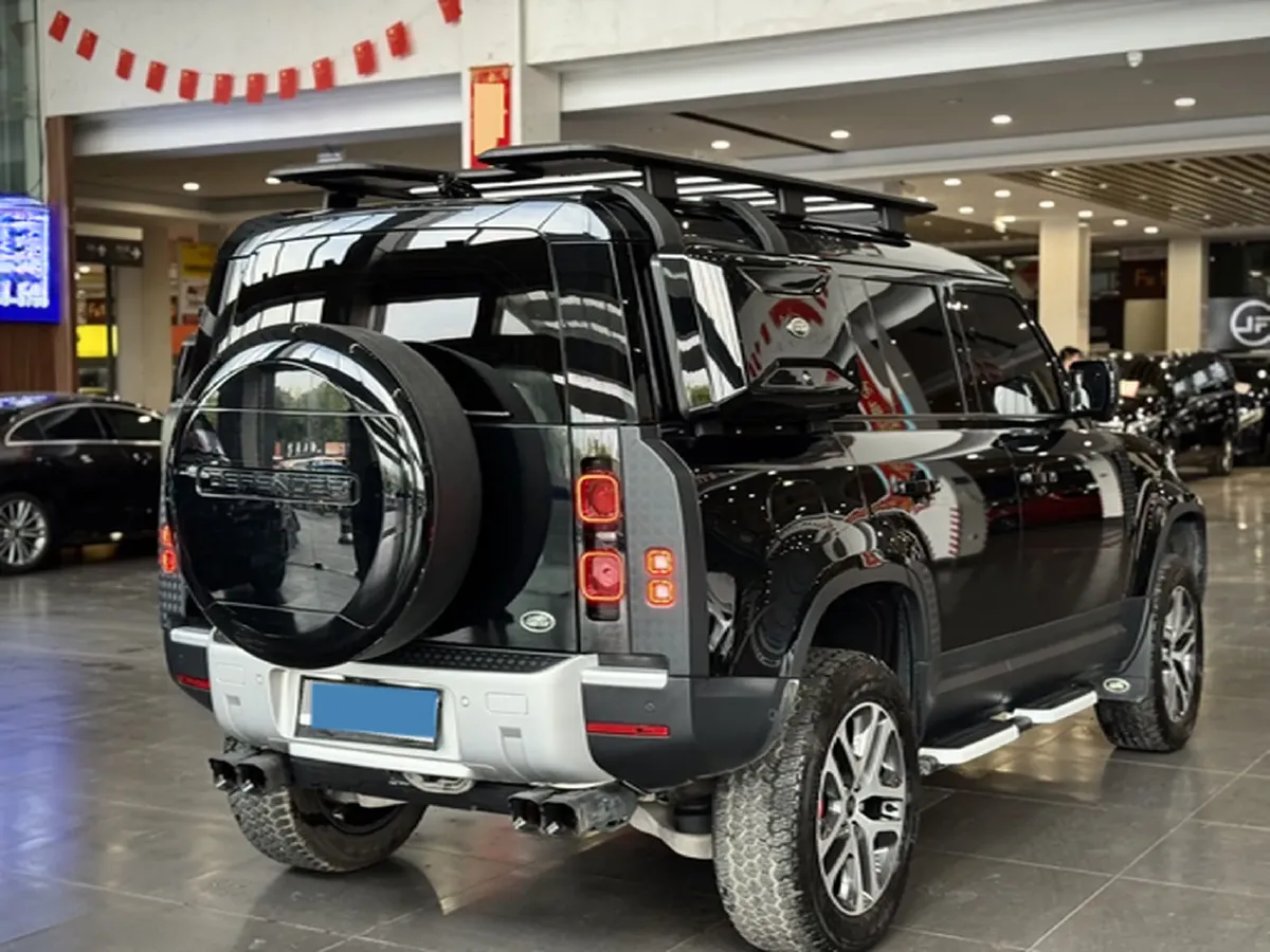 2023 Land Rover Defender 3.0T 400HP L6 8AT,autocango,china used car exporter,china ev exporter,chinese used car exporter,chinese used ev exporter