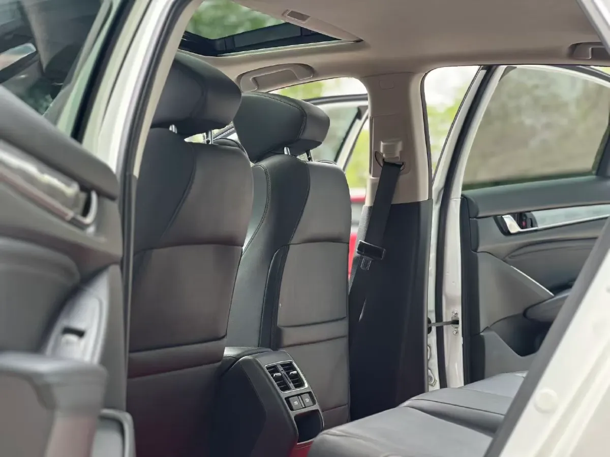 2021 Honda Accord 1.5T 194HP L4 CVT,autocango,china used car exporter,china ev exporter,chinese used car exporter,chinese used ev exporter