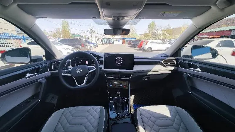 2023 Volkswagen Tayron 1.4T 150HP L4 7DCT,autocango,china used car exporter,china ev exporter,chinese used car exporter,chinese used ev exporter