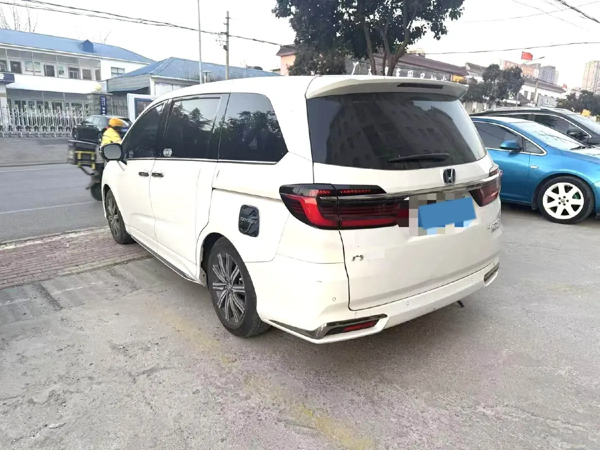 2022 Honda Odyssey 2.0L 146HP L4 E-CVT Hybrid,autocango,china used car exporter,china ev exporter,chinese used car exporter,chinese used ev exporter