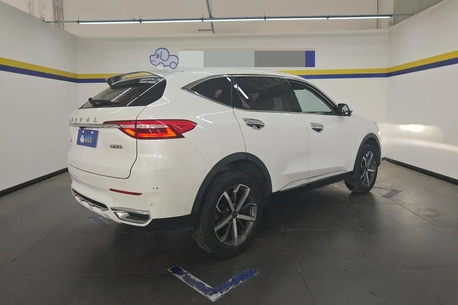 2020 Haval F7 1.5T 169HP L4 7DCT,autocango,china used car exporter,china ev exporter,chinese used car exporter,chinese used ev exporter