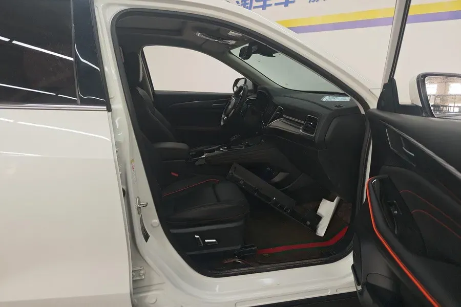 2020 Haval F7 1.5T 169HP L4 7DCT,autocango,china used car exporter,china ev exporter,chinese used car exporter,chinese used ev exporter