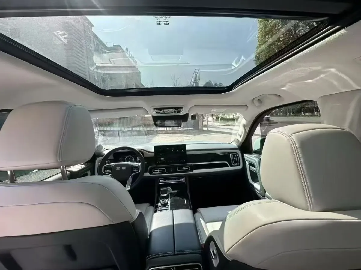 2022 Beijing BJ60 2.0T 267HP L4 8AT,autocango,china used car exporter,china ev exporter,chinese used car exporter,chinese used ev exporter