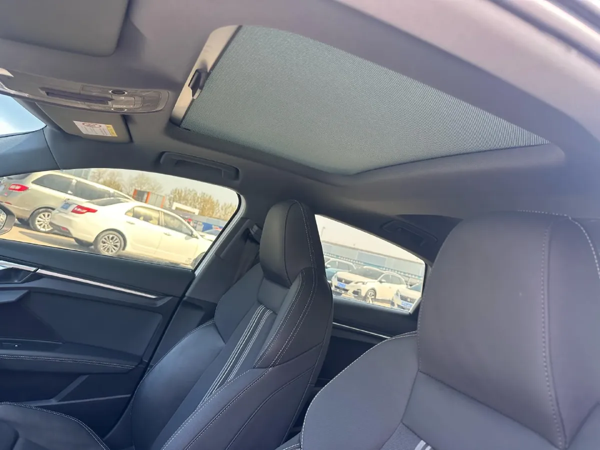 2022 Audi A3 1.4T 150HP L4 7DCT,autocango,china used car exporter,china ev exporter,chinese used car exporter,chinese used ev exporter