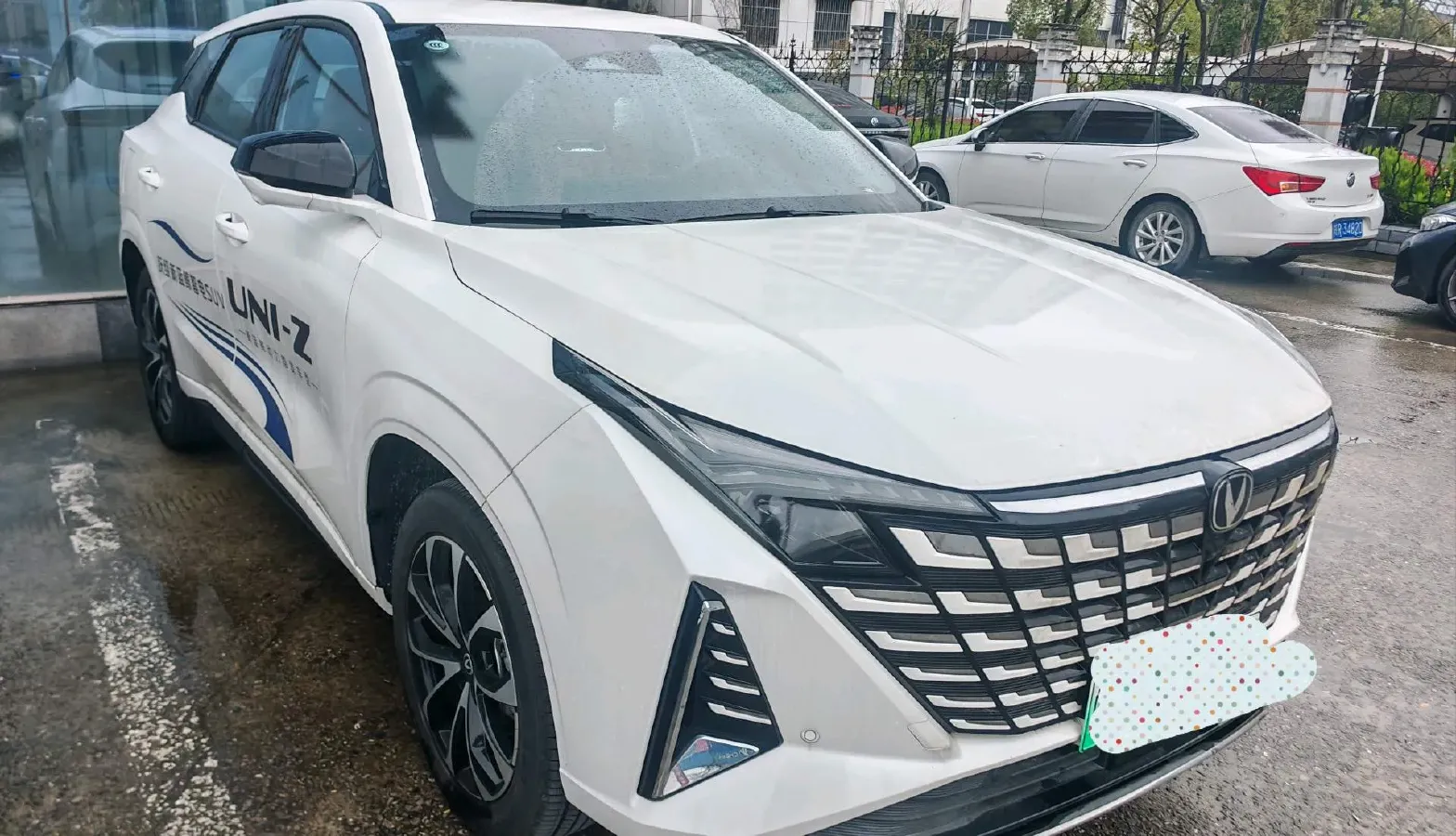 2024 ChangAn UNI-Z 1.5L 98HP L4 E-CVT PHEV 18.4KWH,autocango,china used car exporter,china ev exporter,chinese used car exporter,chinese used ev exporter