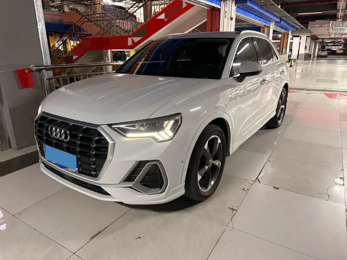 2022 Audi Q3 1.4T 150HP L4 7DCT,autocango,china used car exporter,china ev exporter,chinese used car exporter,chinese used ev exporter