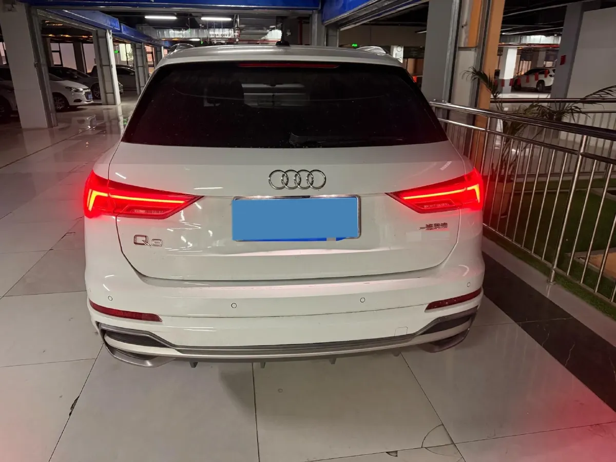 2022 Audi Q3 1.4T 150HP L4 7DCT,autocango,china used car exporter,china ev exporter,chinese used car exporter,chinese used ev exporter