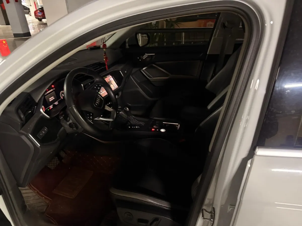 2022 Audi Q3 1.4T 150HP L4 7DCT,autocango,china used car exporter,china ev exporter,chinese used car exporter,chinese used ev exporter