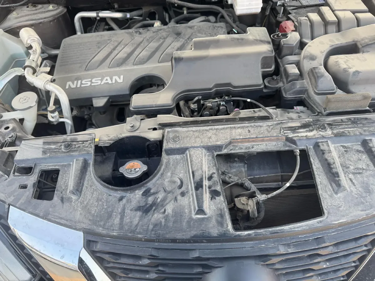 2020 Nissan X-Trail 2.0L 154HP L4 CVT,autocango,china used car exporter,china ev exporter,chinese used car exporter,chinese used ev exporter