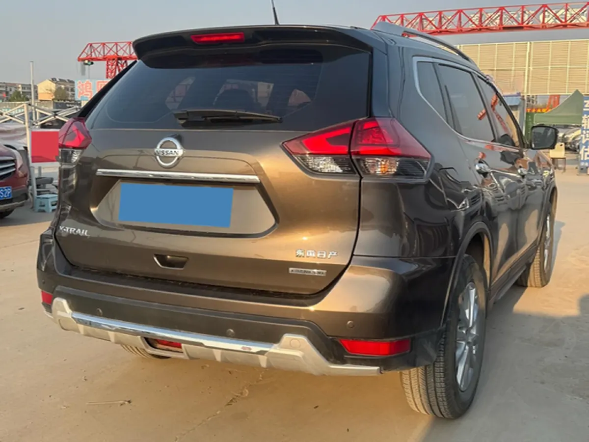 2020 Nissan X-Trail 2.0L 154HP L4 CVT,autocango,china used car exporter,china ev exporter,chinese used car exporter,chinese used ev exporter