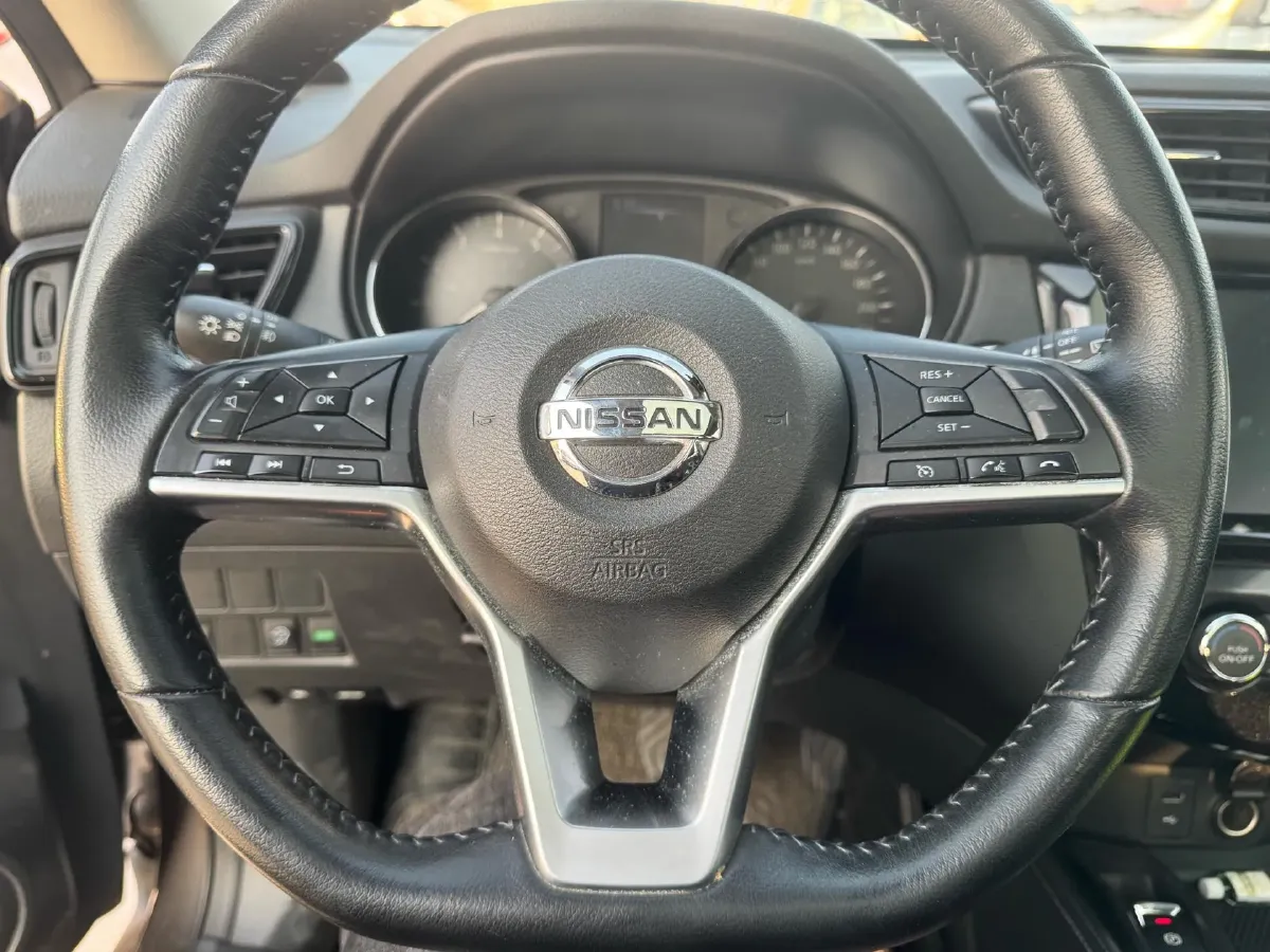 2020 Nissan X-Trail 2.0L 154HP L4 CVT,autocango,china used car exporter,china ev exporter,chinese used car exporter,chinese used ev exporter