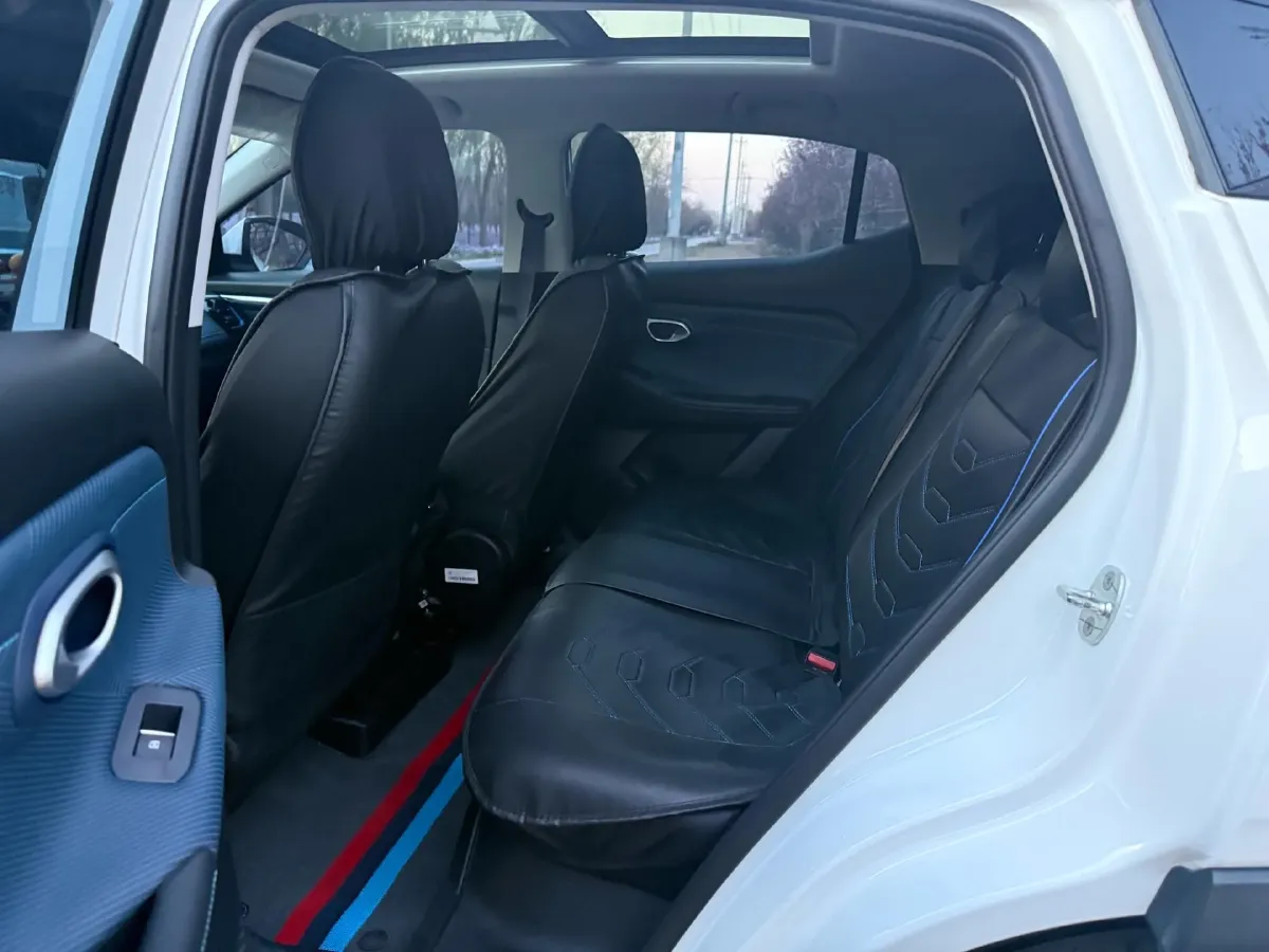 2023 GAC Trumpchi GS3 1.5T 177HP L4 7DCT,autocango,china used car exporter,china ev exporter,chinese used car exporter,chinese used ev exporter