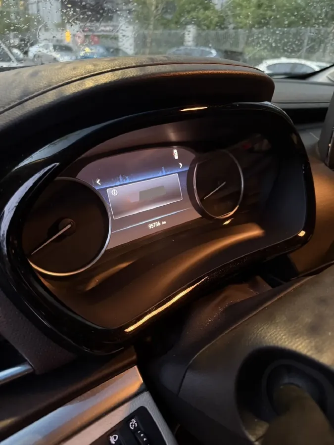 2023 Buick GL8 2.0T 237HP L4 9AT,autocango,china used car exporter,china ev exporter,chinese used car exporter,chinese used ev exporter