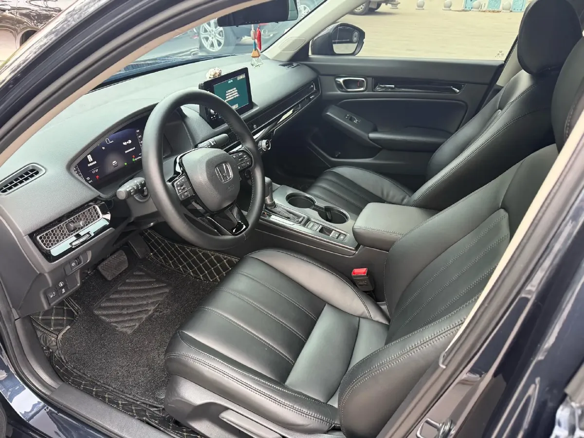 2023 Honda Civic 1.5T 182HP L4 CVT,autocango,china used car exporter,china ev exporter,chinese used car exporter,chinese used ev exporter