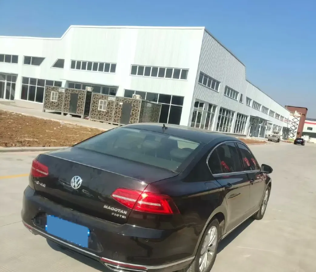 2020 Volkswagen Magotan 2.0T 186HP L4 7DCT,autocango,china used car exporter,china ev exporter,chinese used car exporter,chinese used ev exporter