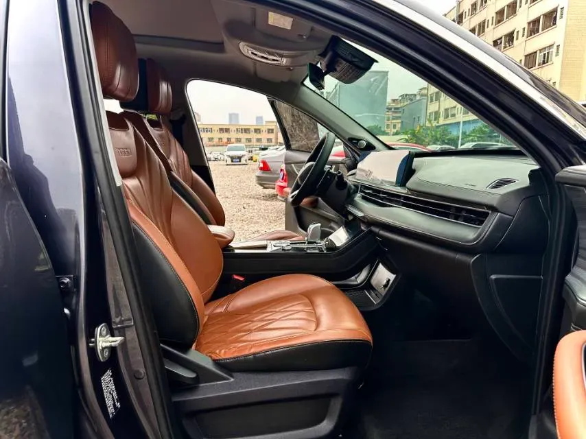 2021 Chery Tiggo 8 Plus 1.6T 197HP L4 7DCT,autocango,china used car exporter,china ev exporter,chinese used car exporter,chinese used ev exporter