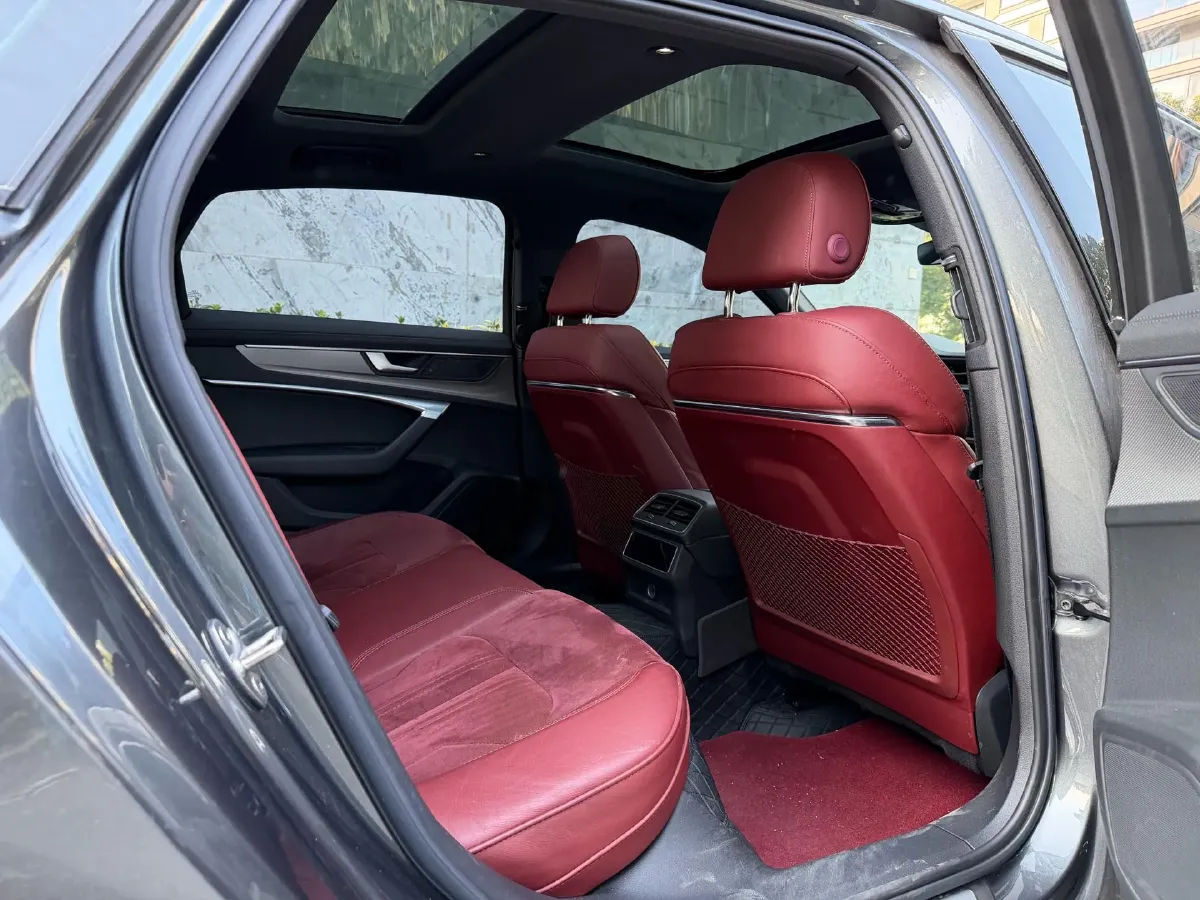 2021 Audi A6L 2.0T 224HP L4 7DCT,autocango,china used car exporter,china ev exporter,chinese used car exporter,chinese used ev exporter